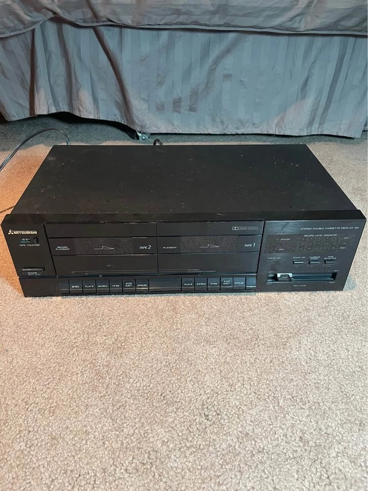 3 piece Mitsubishi Stereo w amp double tape graphic equalizer - photo 5