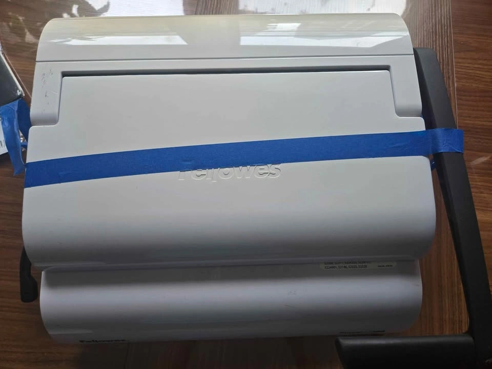 Fellowes Pulsar + 300 Manual Comb Binding Machine - Great Condit - photo 3