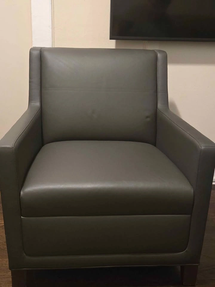 Bernhardt Genuine Leather Lounge Chair / Executive Office Armcha - photo 5