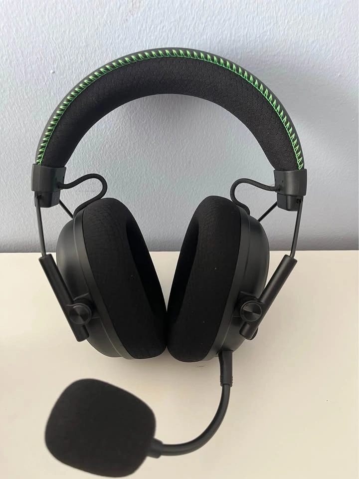 Razer BlackShark V3 Pro Wireless Xbox Headset - photo 3