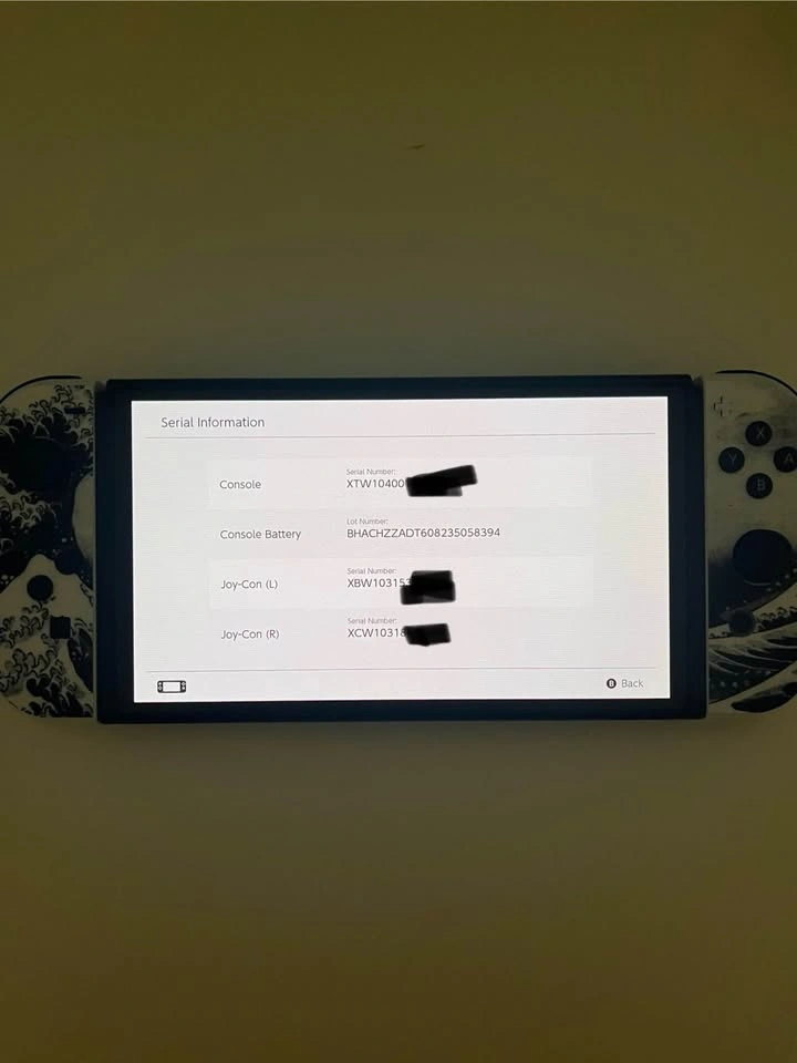 Nintendo Switch OLED + 128GB MicroSD - Complete Set - photo 3