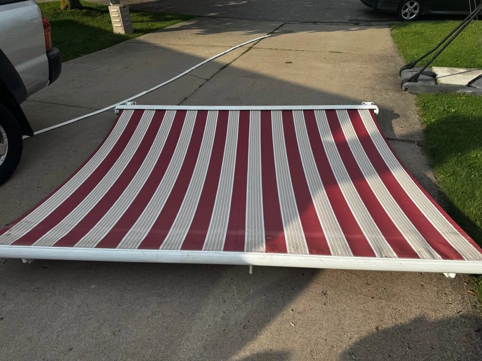 Retractable Awning - photo 2