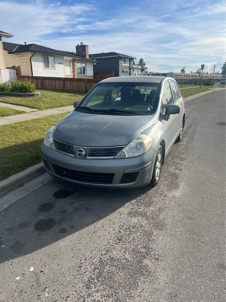2009 Nissan Versa Note - photo 2