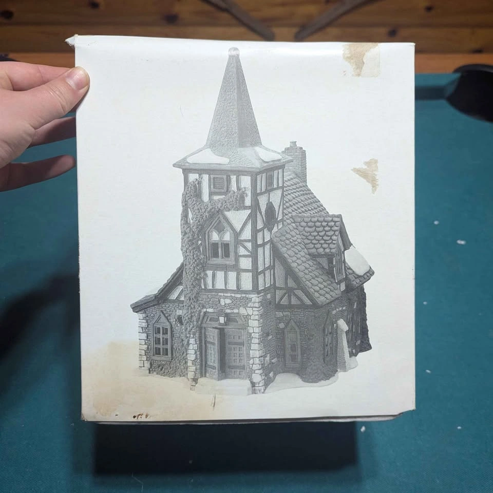 Department 56 - Dickens' Village Series - Old Michaelchurch - photo 3