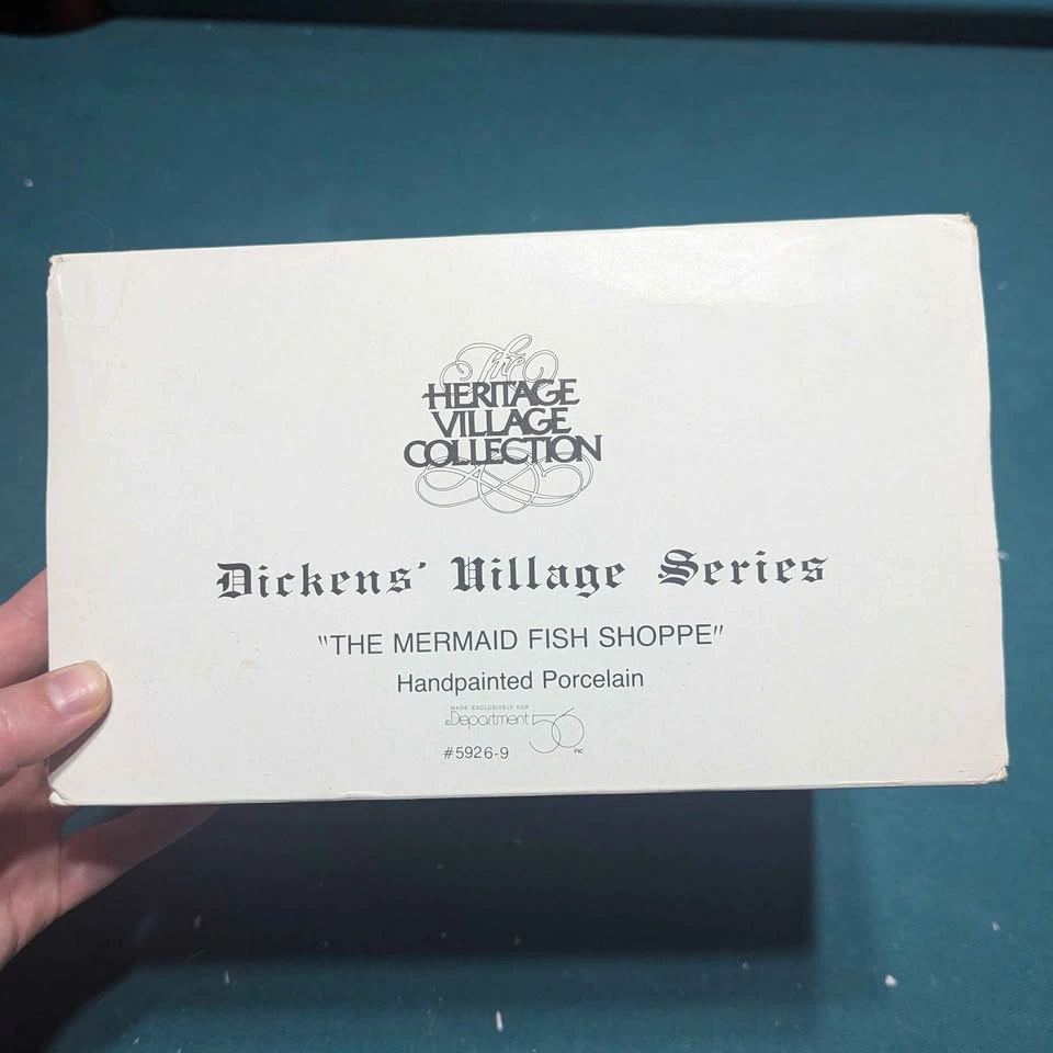 Department 56 - Dickens' Village Series - The Mermaid Fish Shopp - photo 2