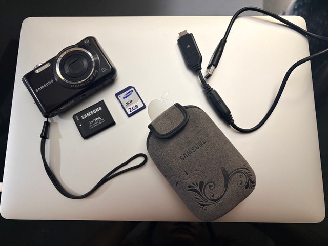 Samsung ES65 Digital Camera