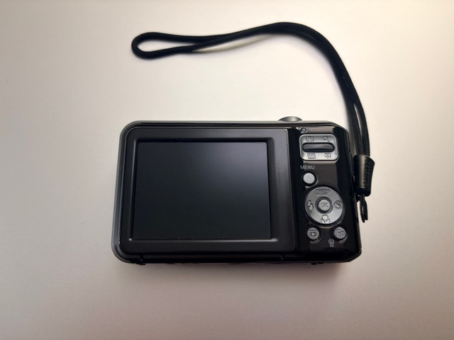 Samsung ES65 Digital Camera - photo 2