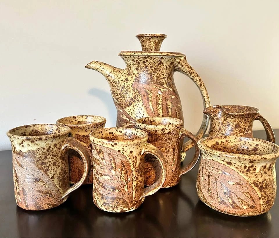Tea Set - Pottery