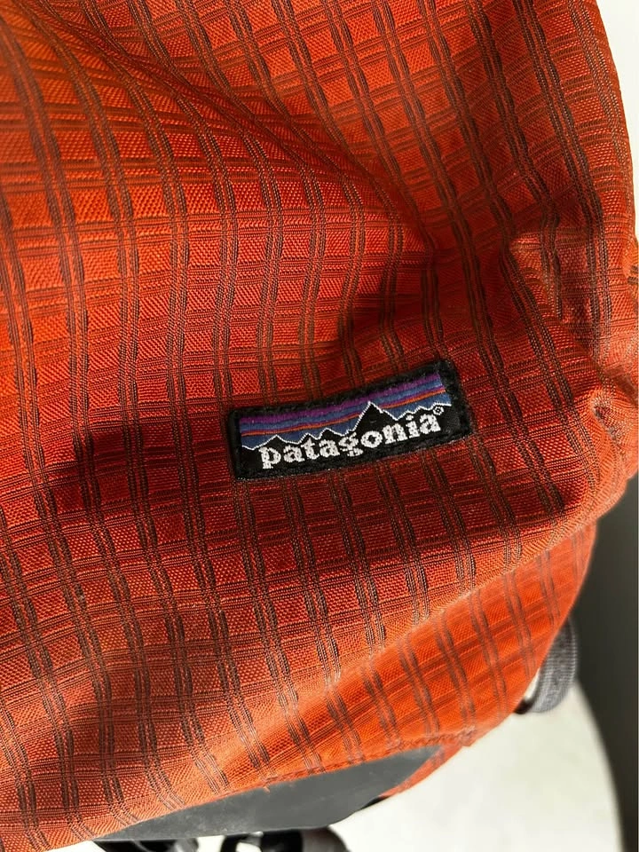 Patagonia “Gritty” Backpack 35L - photo 2