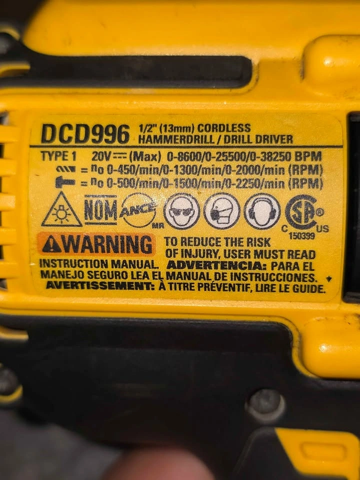 DEWALT DCD996 20V MAX XR Brushless Hammer Drill - photo 2