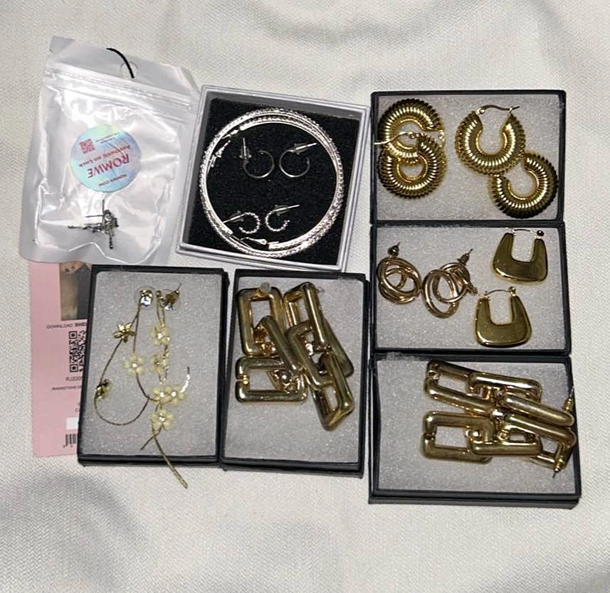 earring bundle