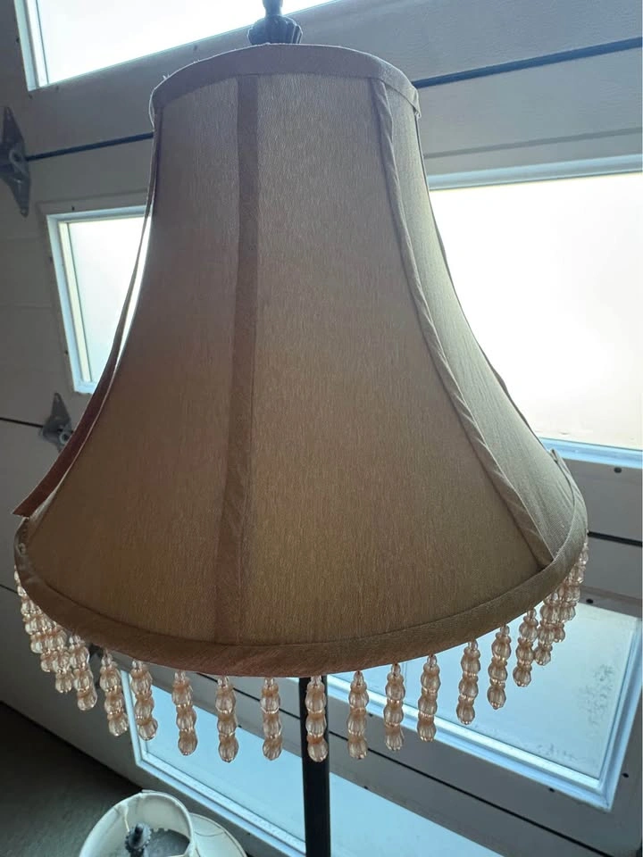 1 Floor Lamp + 1 Side Table Lamp - photo 3