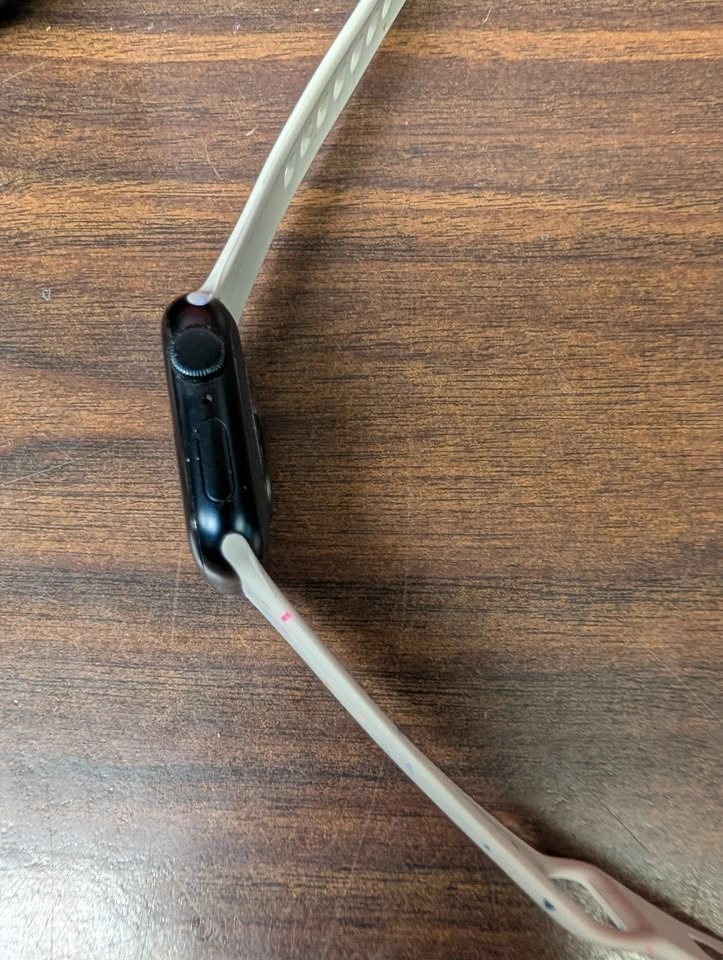Apple Watch SE GEN 2 40mm Unlocked with 99% battery health - photo 4