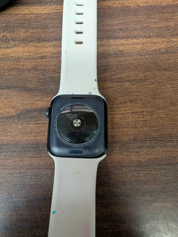Apple Watch SE GEN 2 40mm Unlocked with 99% battery health - photo 5