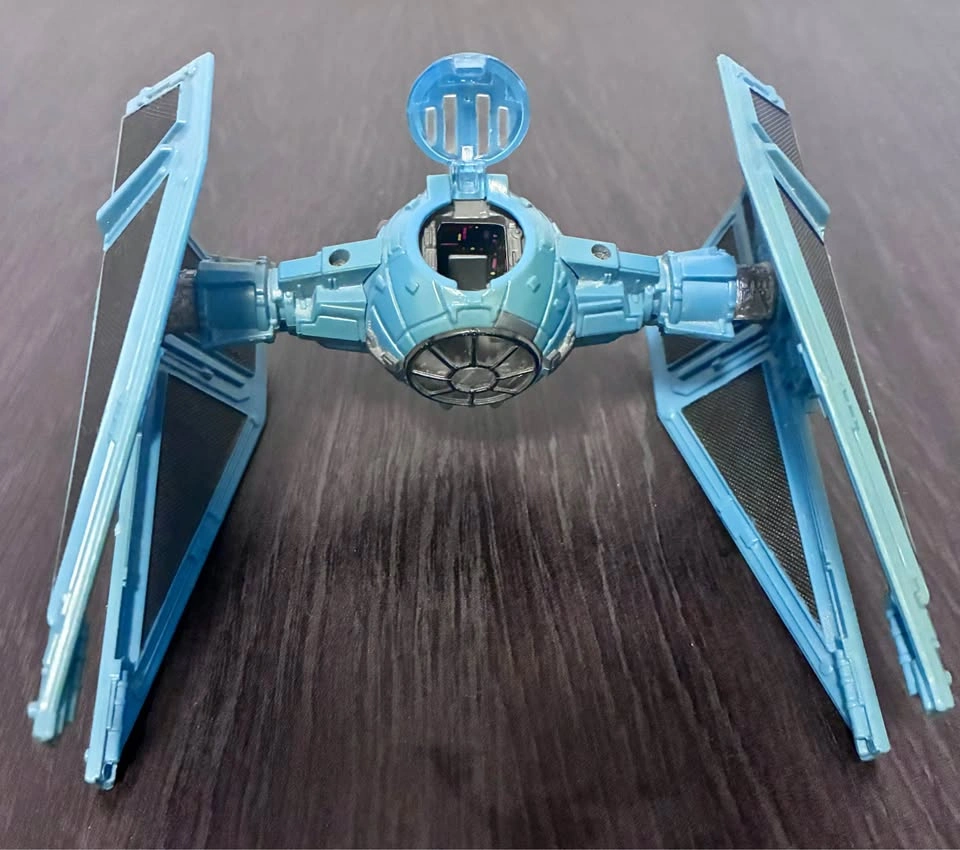 Star Wars Micro Machines Action Fleet Tie Interceptor 1996 - photo 2