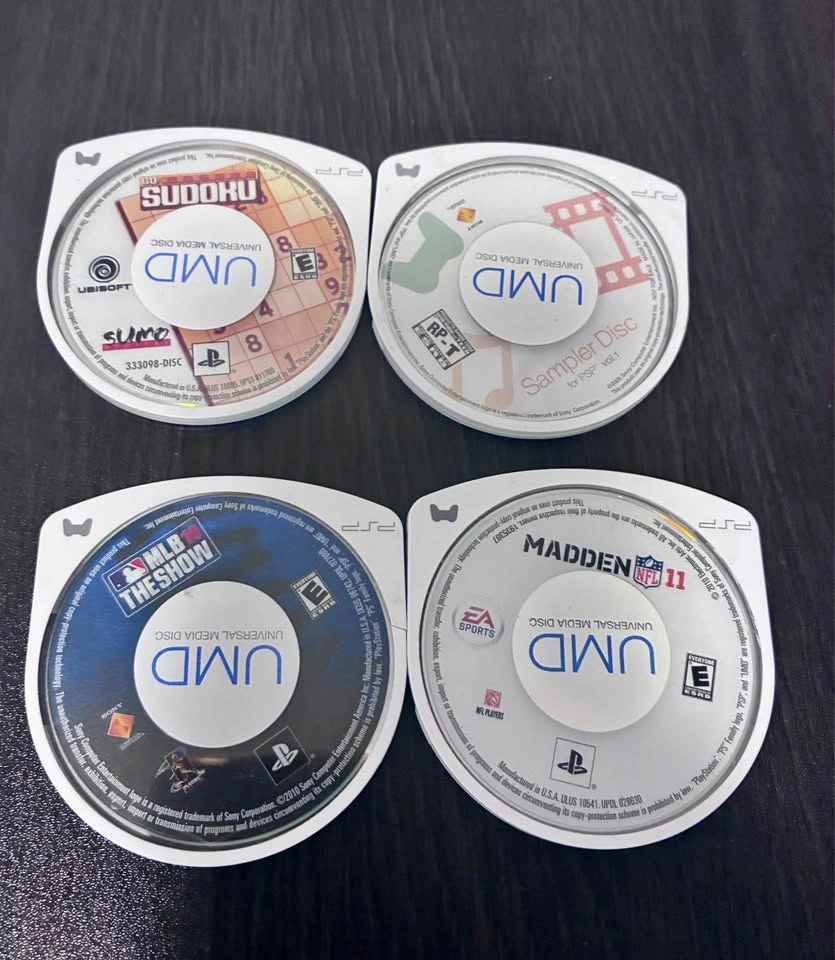 PSP game lot - photo 2