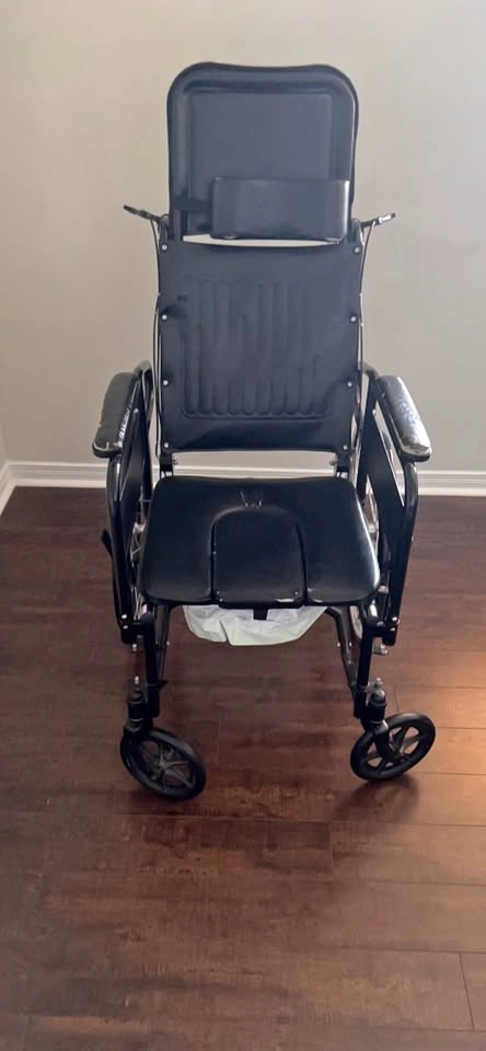 Commode Chair