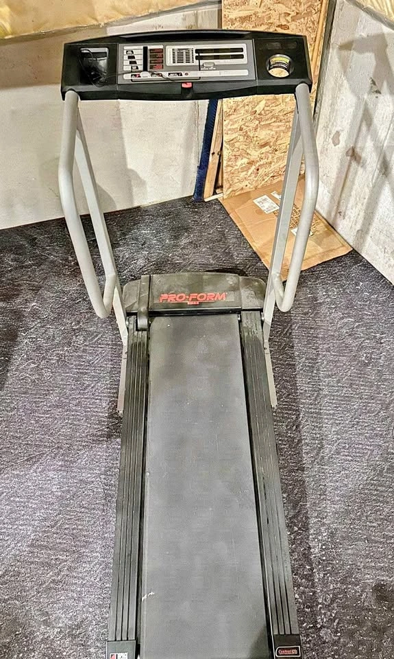 ProForm 814 Treadmill