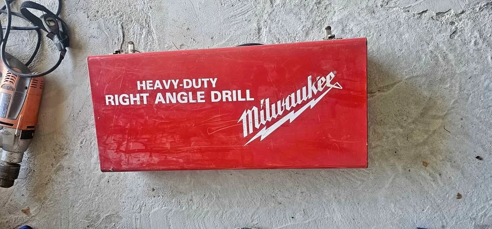Garage Sale: Milwaukee Heavy Duty 1/2" Right Angle Drill