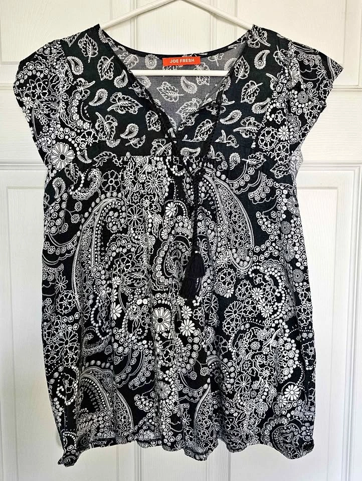 JOE FRESH Paisley Boho Tassel V-Neck Short Sleeve Blouse - Size