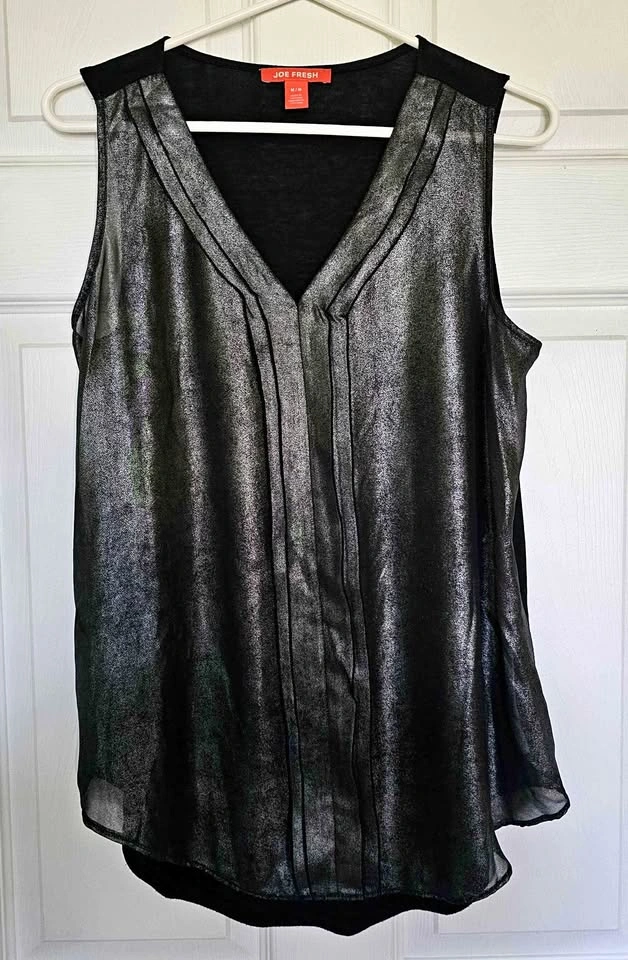 Brand New Joe Fresh Metallic Silver & Black Pleated Tank - M
