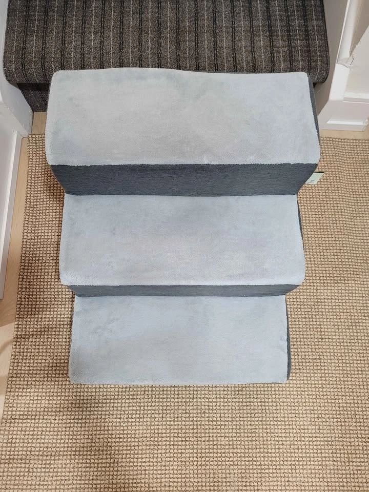 Zinus 3 Step Pet Stairs - Grey, Small - photo 2