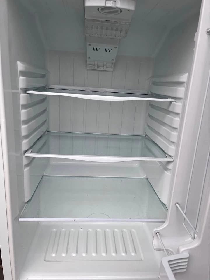 Danby Designer 9.1 cu. ft. Fridge/Freezer - photo 5