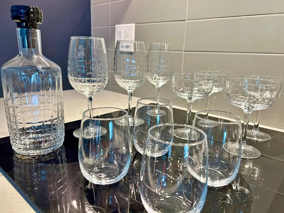 IKEA Glassware Set + Carafe FRÖJDA & STORSINT