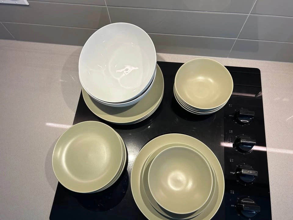 IKEA FÄRGKLAR Matte Green Dinnerware Set – 20 Pieces - photo 2