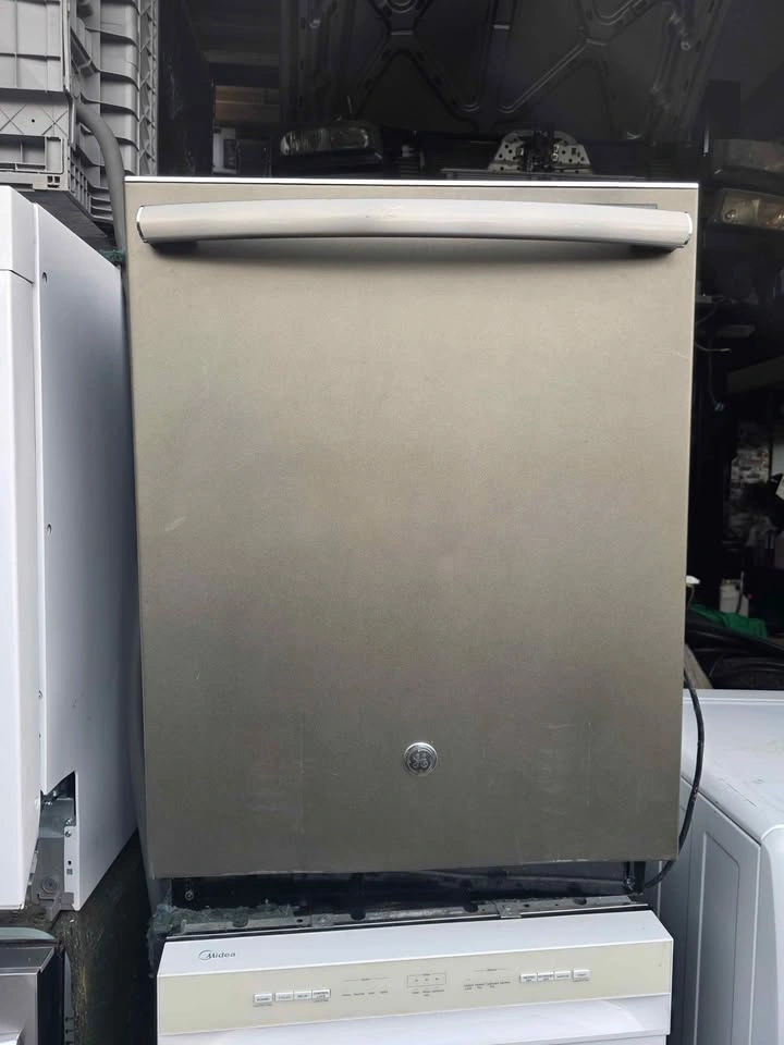 GE Stainless Steel Dishwasher For Sale - photo 3