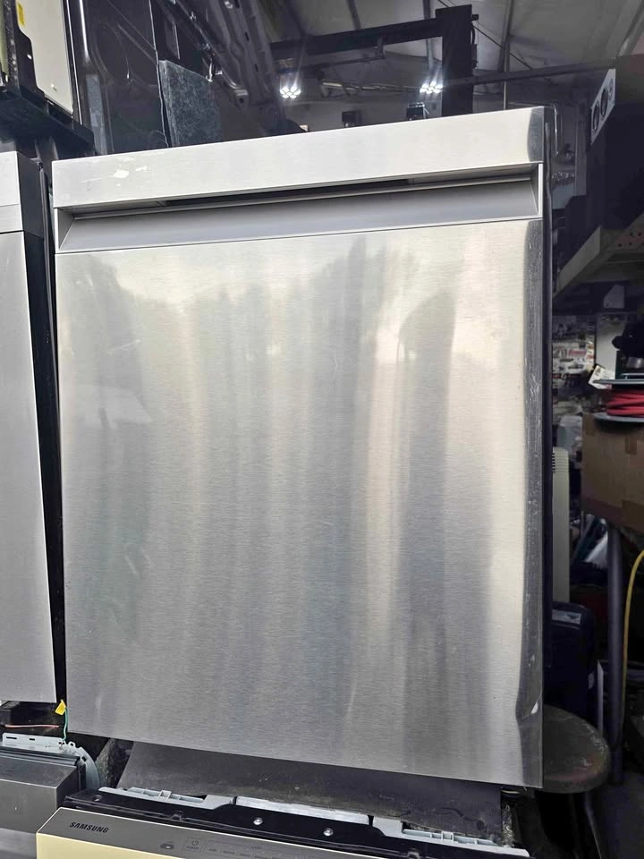 Samsung 24" Stainless Steel Dishwasher For Sale