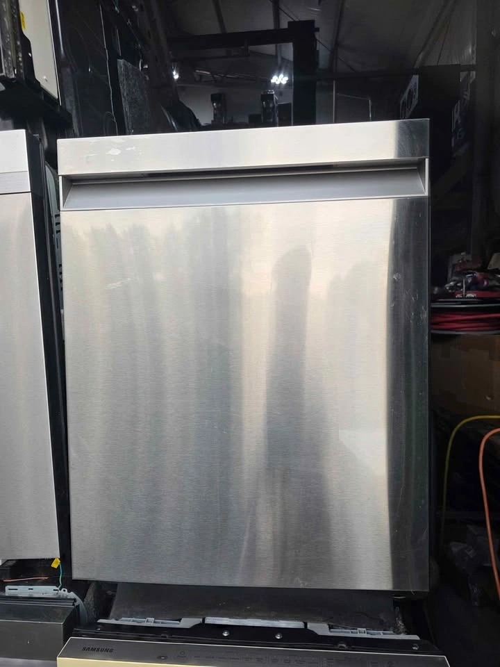 Samsung 24" Stainless Steel Dishwasher For Sale - photo 3