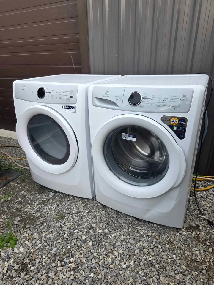 Electrolux Front Load Washer & Dryer Set For Sale - photo 2