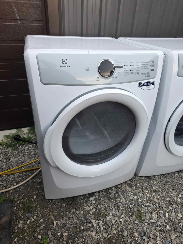 Electrolux Front Load Washer & Dryer Set For Sale - photo 5
