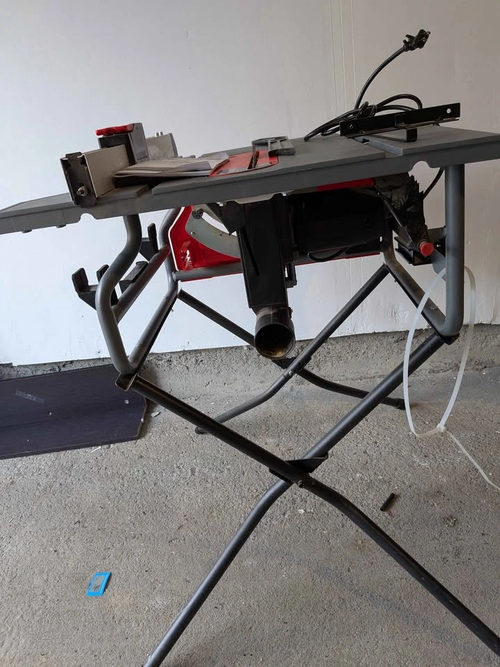 Mastercraft Tablesaw - photo 3