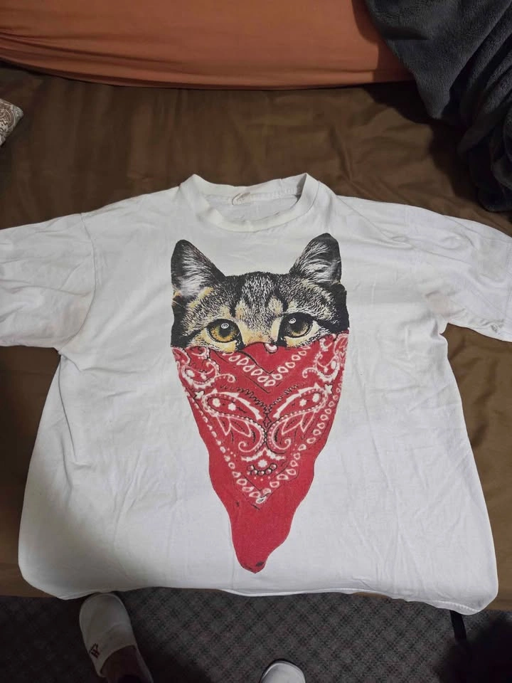 Cat T-Shirt - photo 2