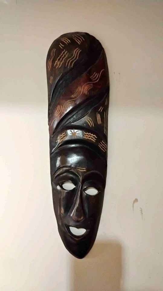 African mask