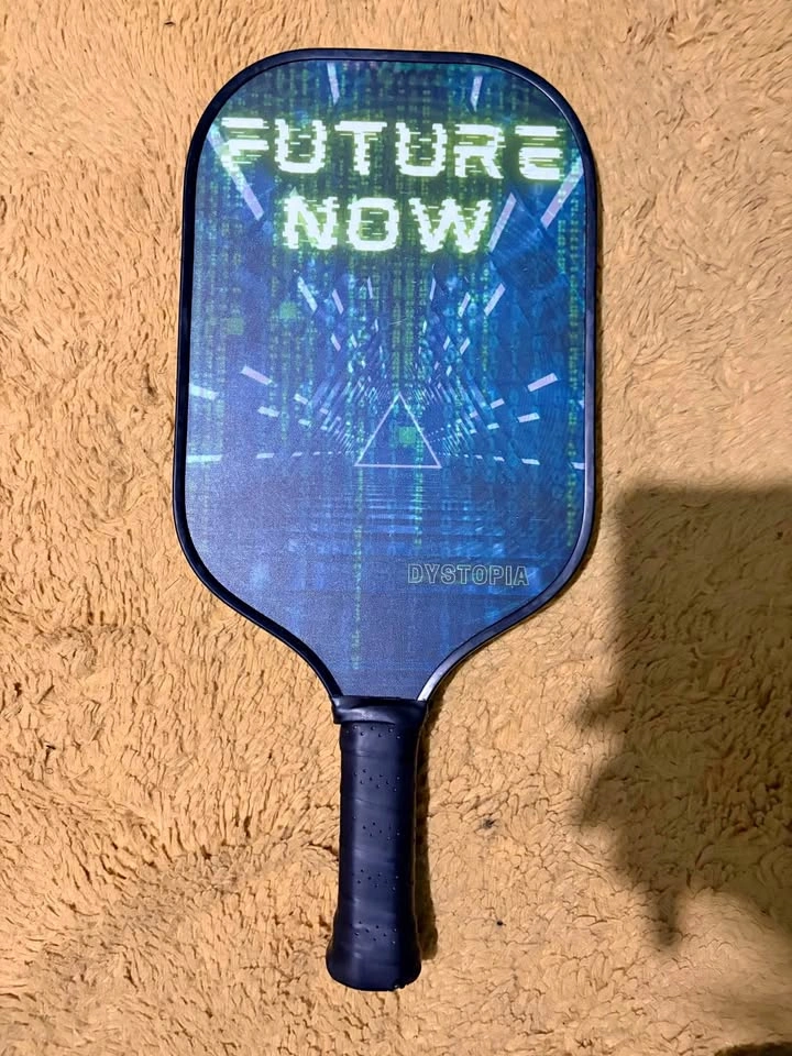 Pickleball paddle