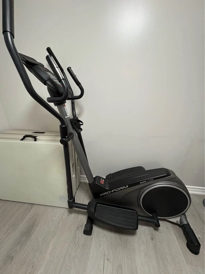 Elliptical - photo 2