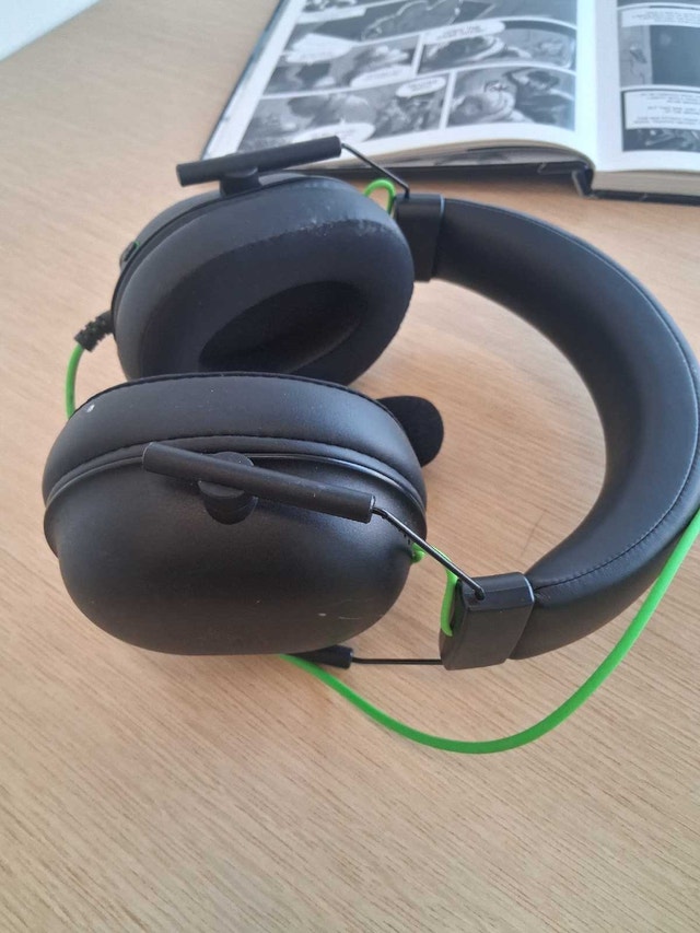 Razer BlackShark V2 Wired Headset - photo 5