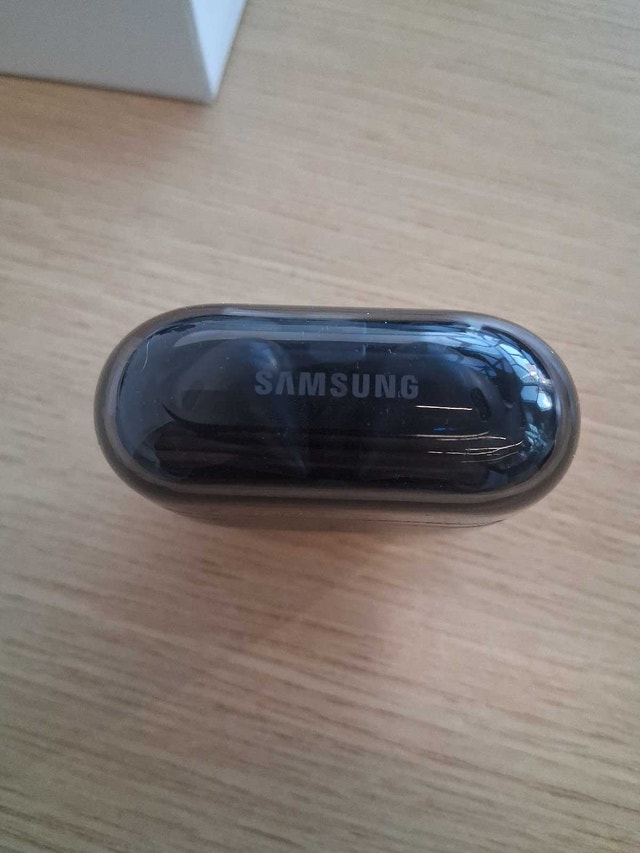 Samsung Galaxy Bud 3 FE - photo 3