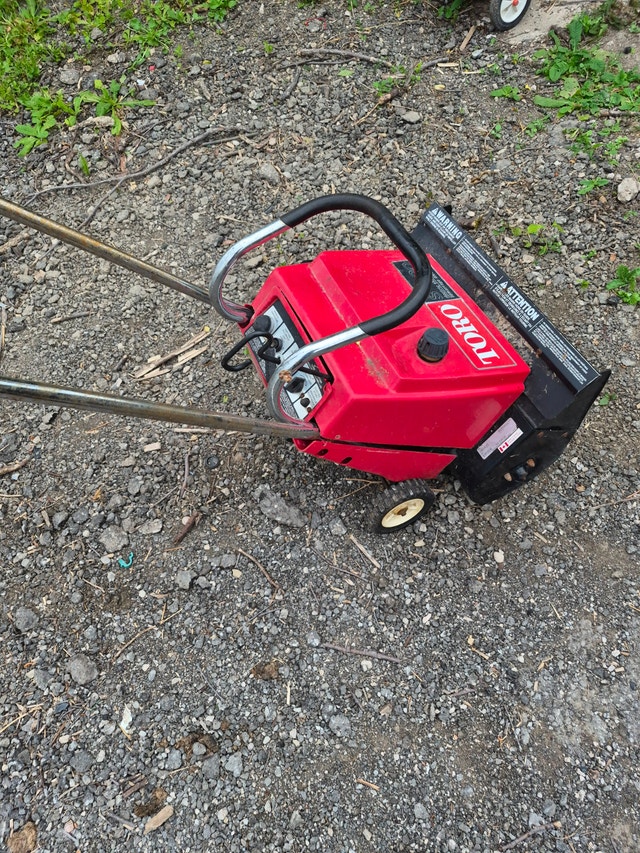 2 Stroke GAS TORO S-620 SNOW BLOWER - photo 4