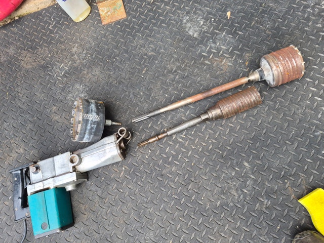 Makita 8035NB Rotary Hammer Drill - photo 3