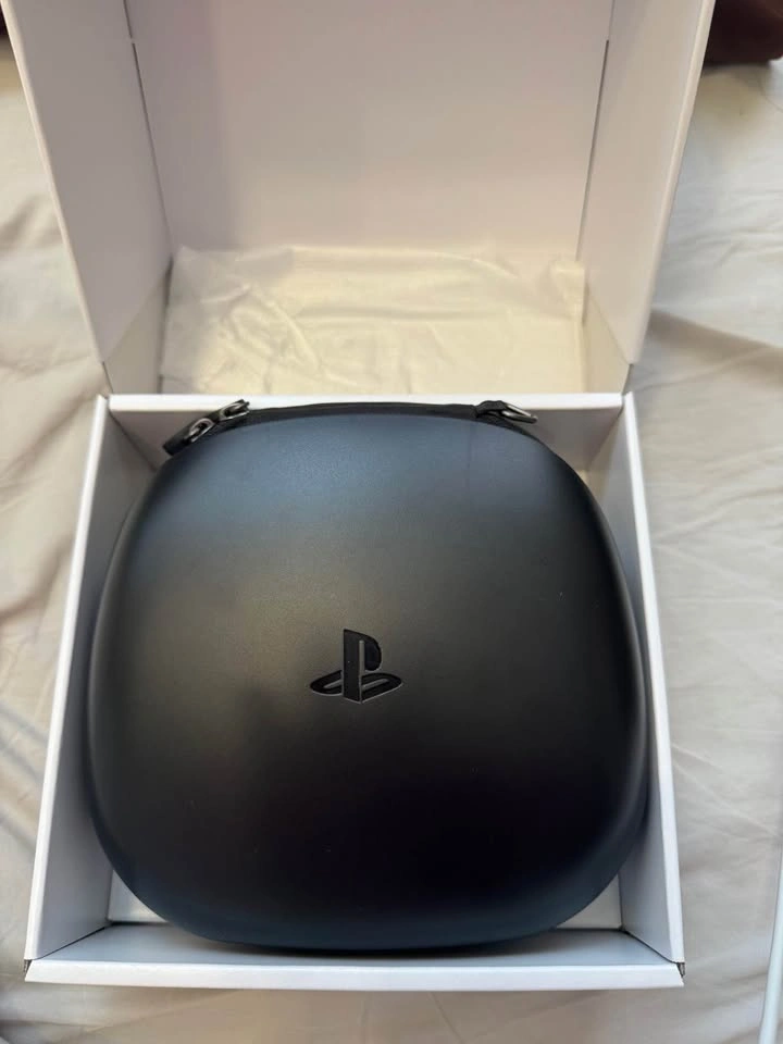 Ps5 DualSense Edge controller New with protection box - photo 3
