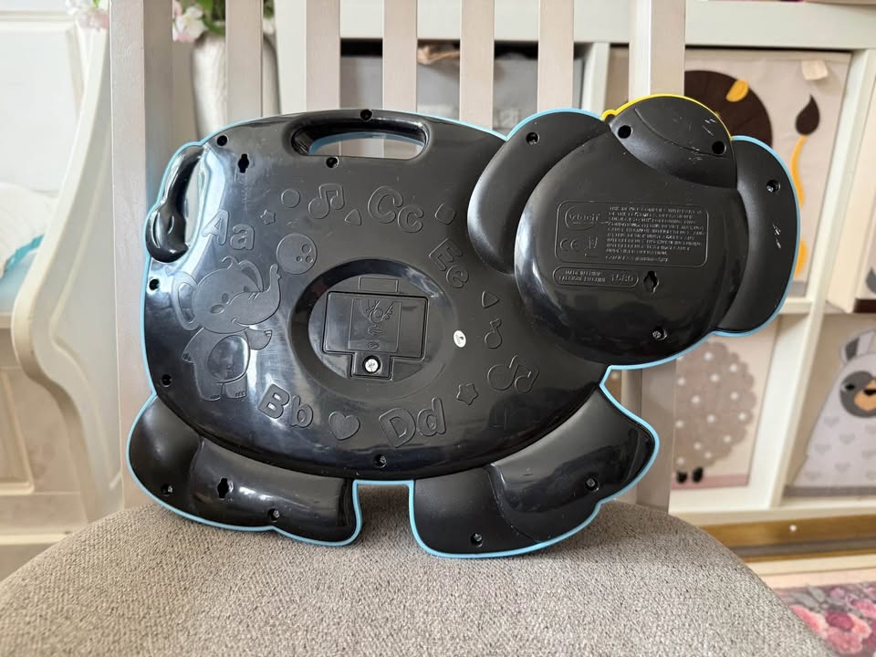 Baby toys- vtech Touch and Teach Elephant Book, Blue - photo 3