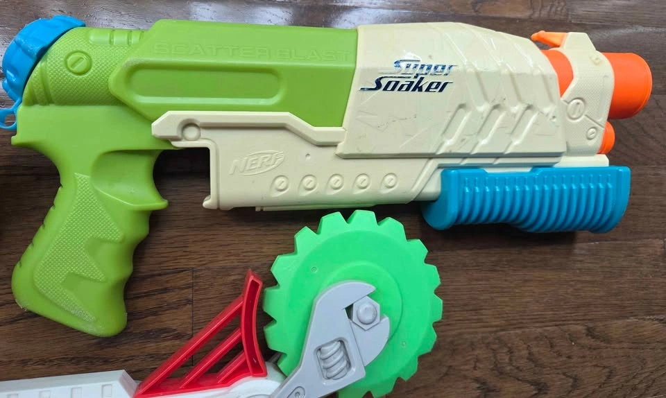 Nerf Super Soaker and Rebelle Water Blaster Lot set of 3 - photo 5