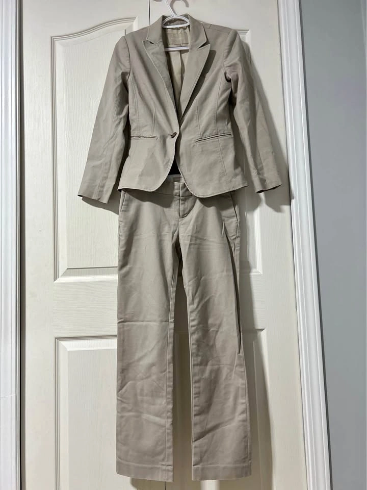 Banana Republic Petite Suit Set