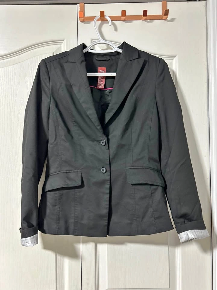Olsen Europe Black Blazer