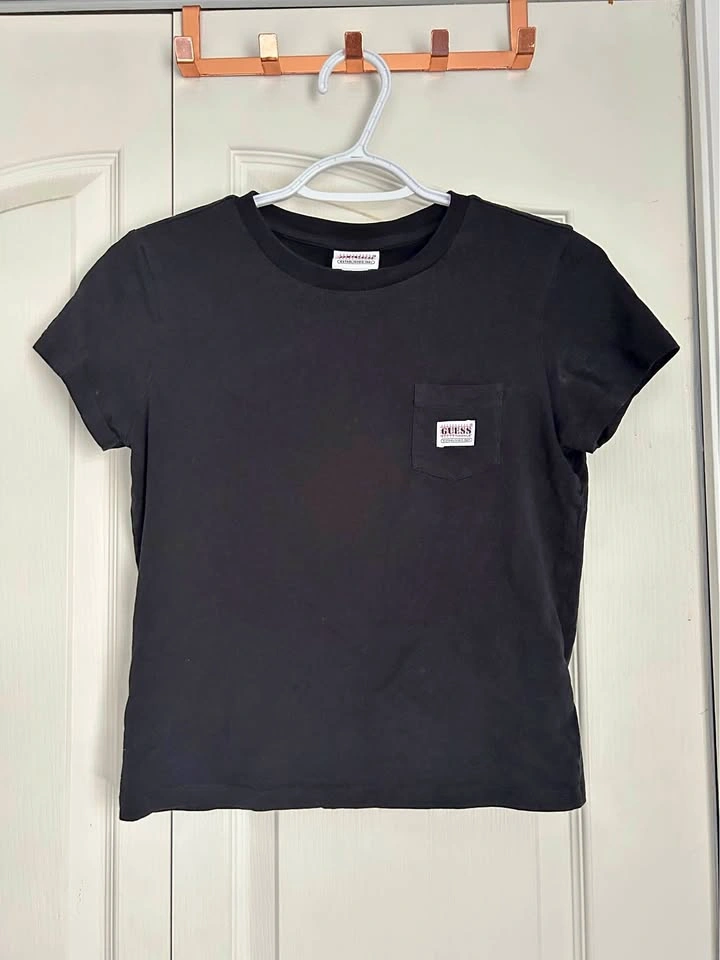 Guess Black T-Shirt