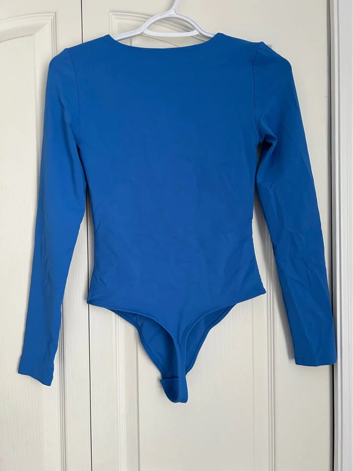 Aritzia Blue Long Sleeve Bodysuit - photo 2